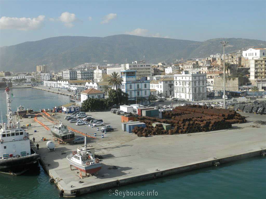 Photo M. Roland Bussola